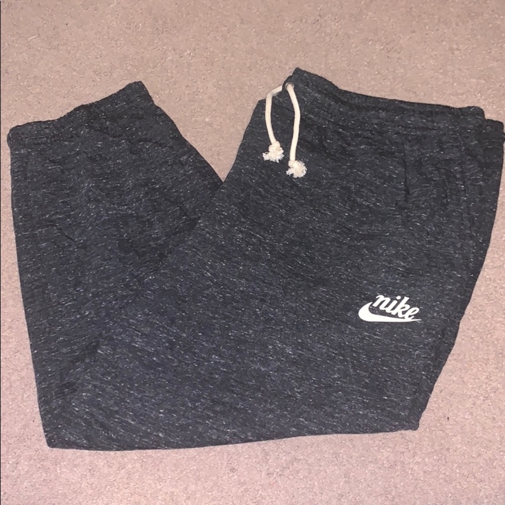 Nike women’s Joggers